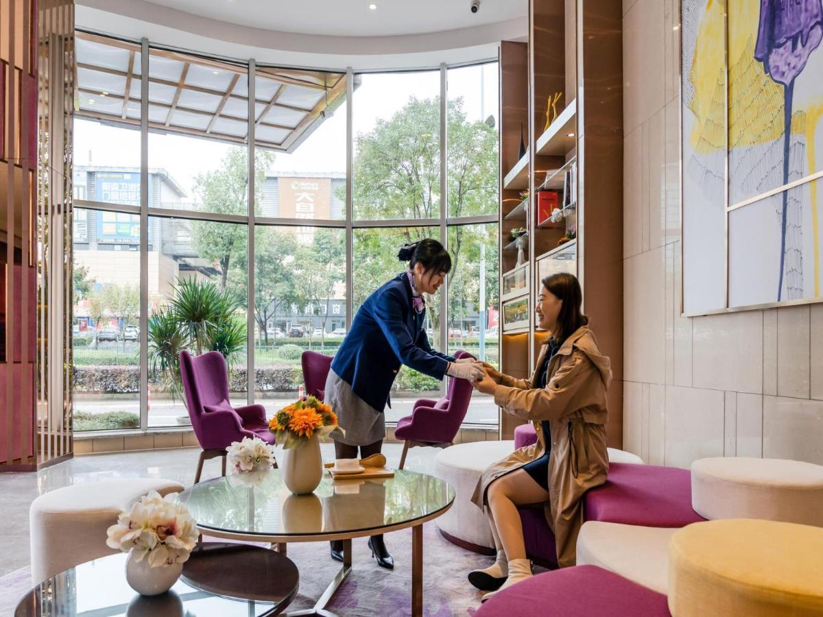 Lavande Hotel Luzhou Wanda Plaza Southwest Commercial City Buitenkant foto