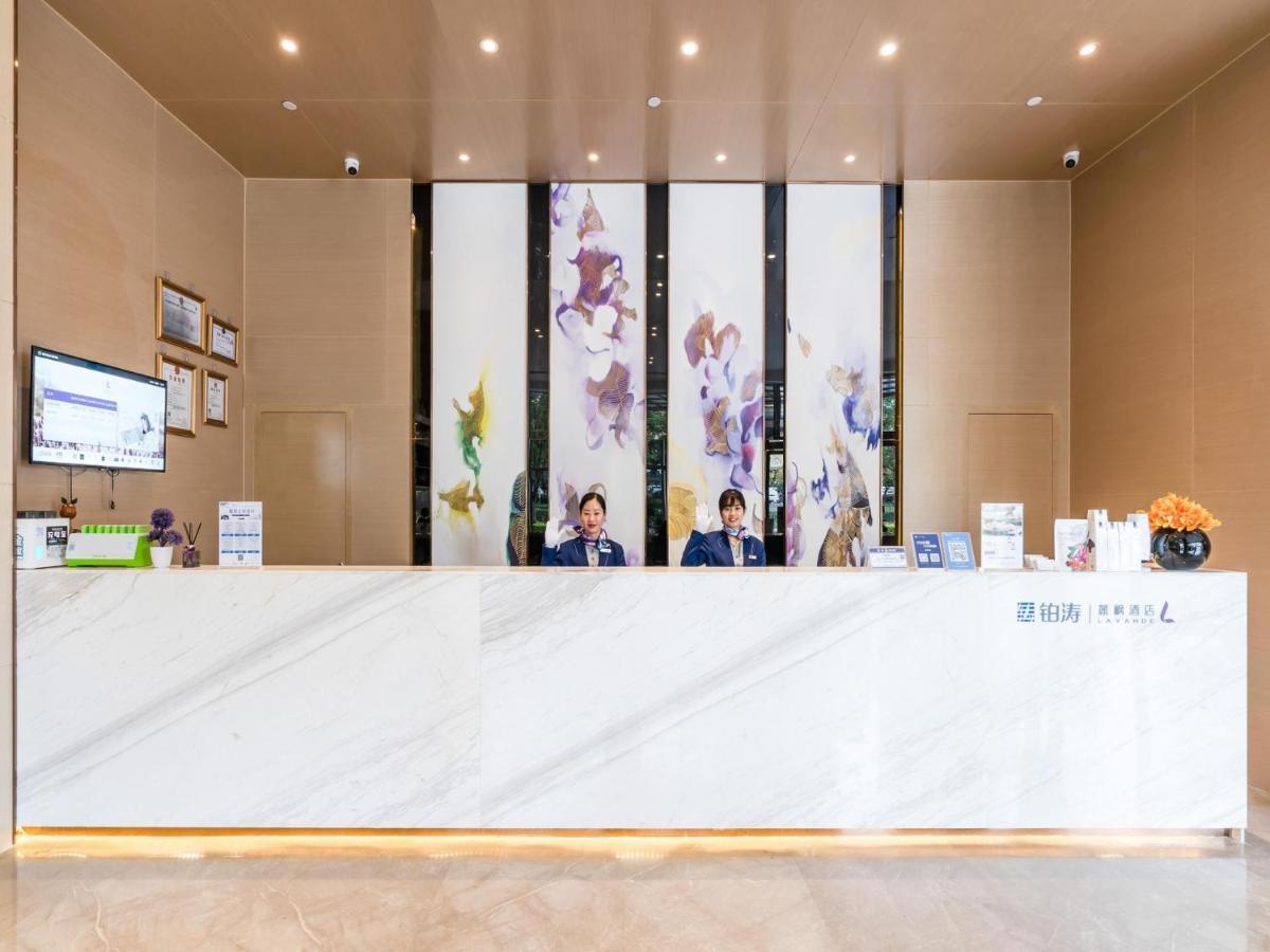 Lavande Hotel Luzhou Wanda Plaza Southwest Commercial City Buitenkant foto