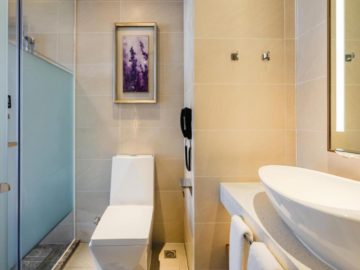Lavande Hotel Luzhou Wanda Plaza Southwest Commercial City Buitenkant foto