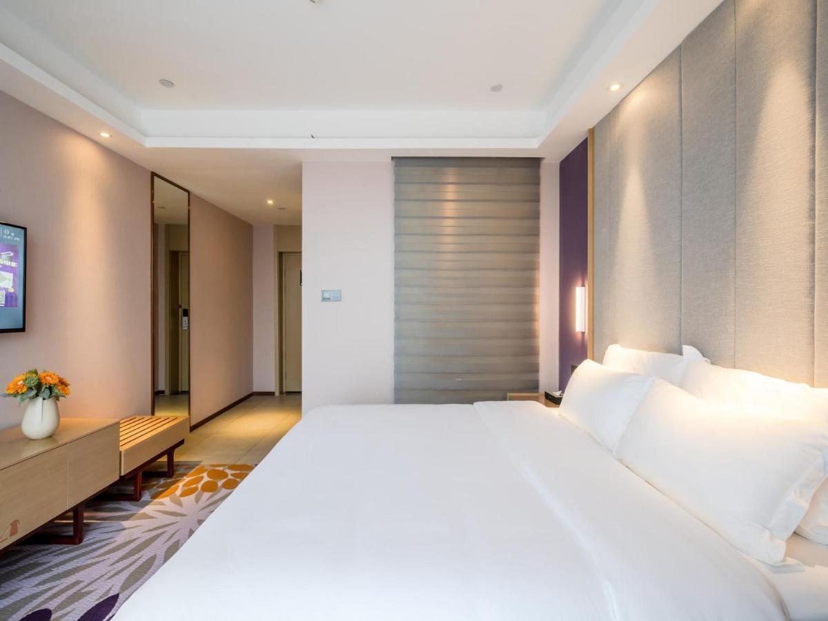 Lavande Hotel Luzhou Wanda Plaza Southwest Commercial City Buitenkant foto